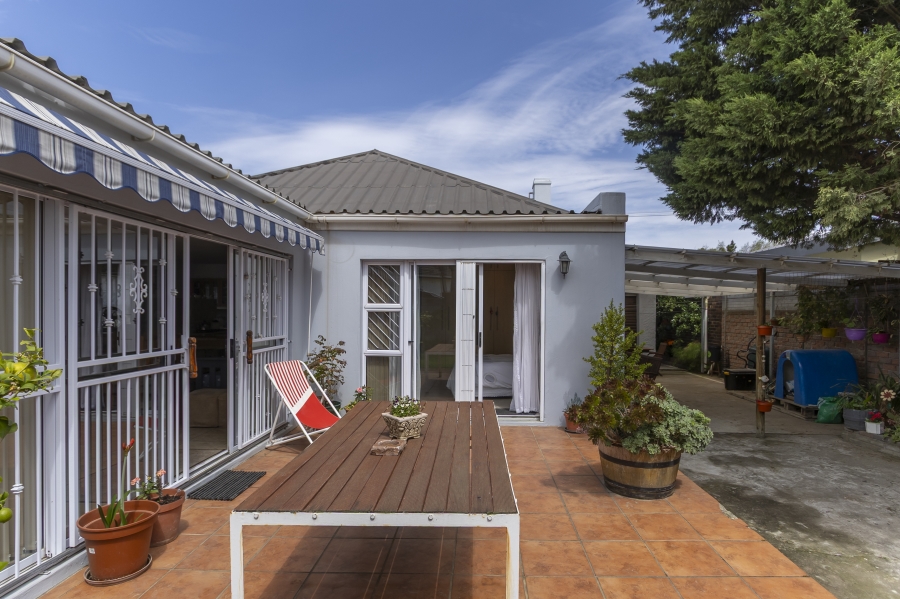 3 Bedroom Property for Sale in Lochnerhof Western Cape
